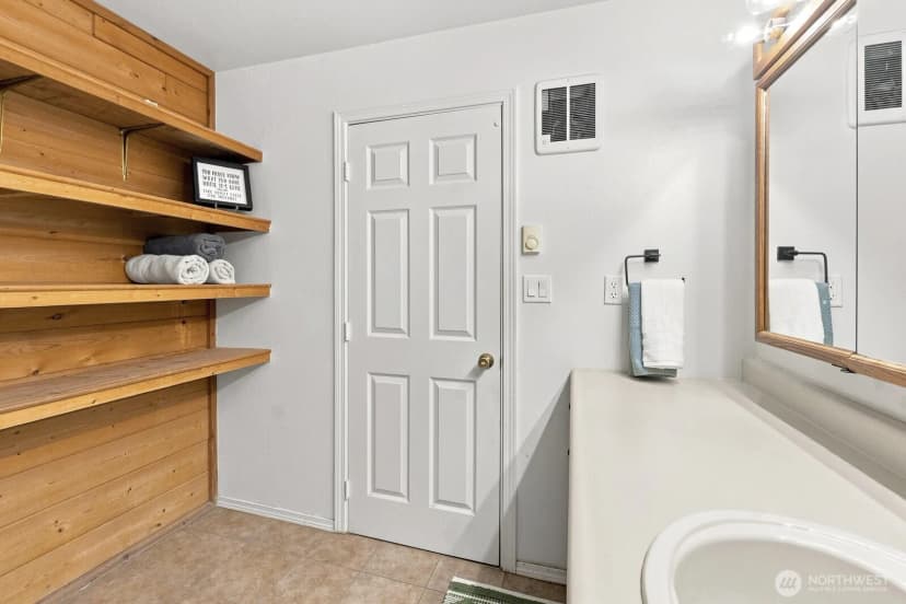 Property photo for 108 Sw Campbell Street, Winlock photo 10