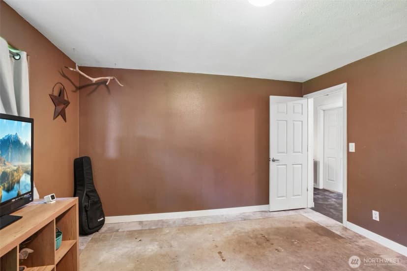 Property photo for 103 N 21st Avenue, Kelso photo 29