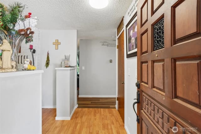 Property photo for 103 N 21st Avenue, Kelso photo 4