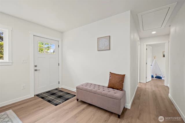 Property photo for 7056 S 128th Street, Seattle photo 4
