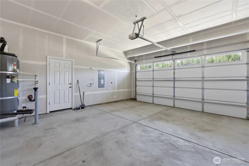 Property photo for 3974 Mccormick Village Drive, Bremerton photo 38