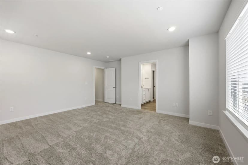 Property photo for 3974 Mccormick Village Drive, Bremerton photo 33