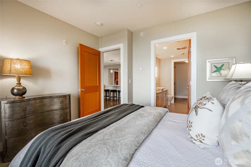 Property photo for 9535 Semiahmoo Parkway #b202, Blaine photo 18