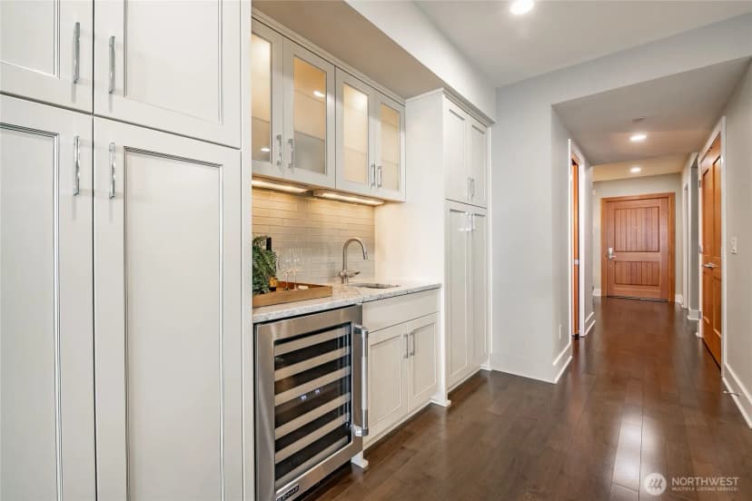 Property photo for 9535 Semiahmoo Parkway #b202, Blaine photo 8