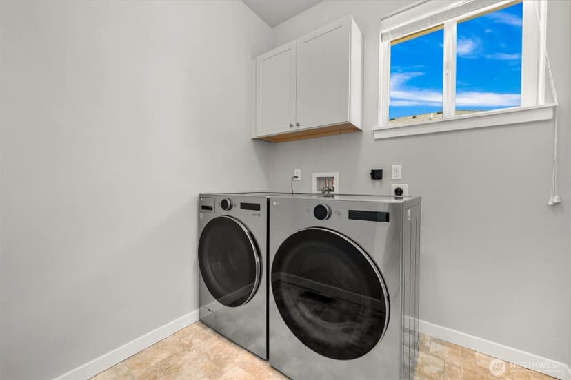Property photo for 3835 Autumn Way, Mount Vernon photo 18