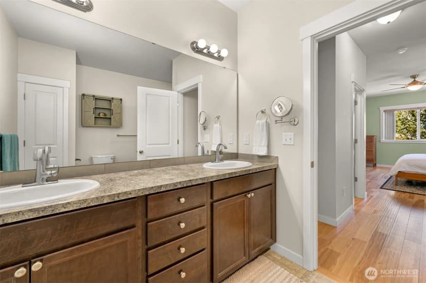 Property photo for 3835 Autumn Way, Mount Vernon photo 14