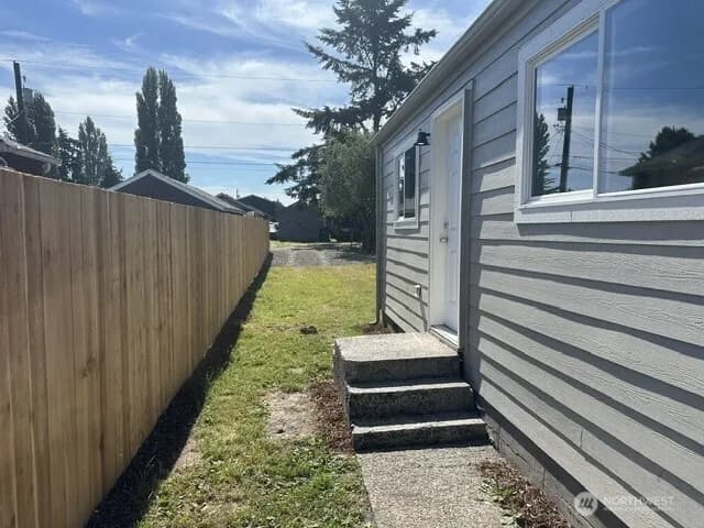 Property photo for 210 24th Avenue, Longview photo 22
