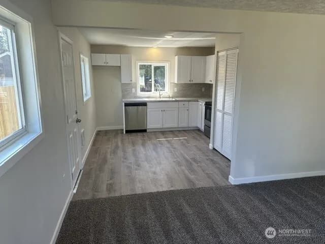 Property photo for 210 24th Avenue, Longview photo 4