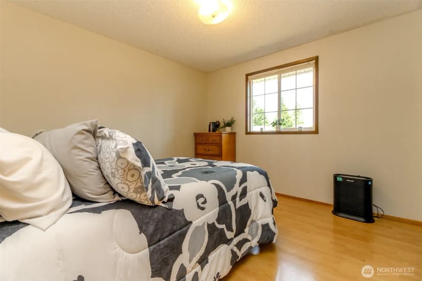Property photo for 10035 Grove Road Se, Yelm photo 25