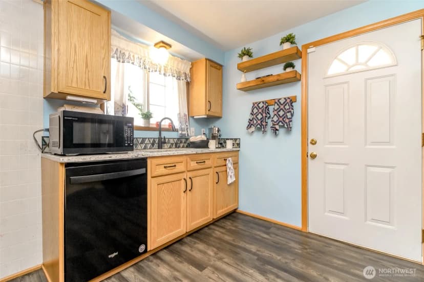 Property photo for 10035 Grove Road Se, Yelm photo 18