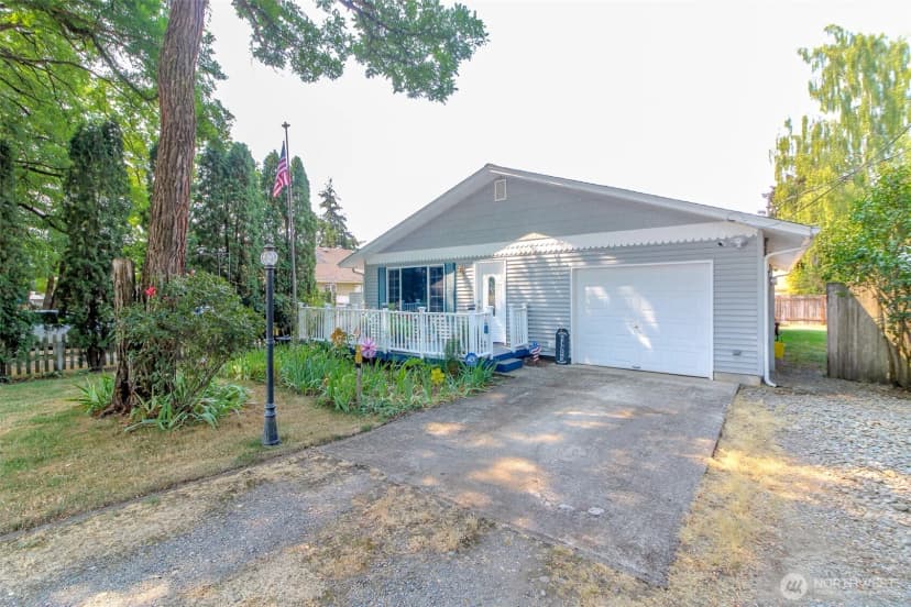 Property photo for 10035 Grove Road Se, Yelm photo 3
