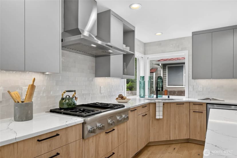 Property photo for 22711 Se 27th Street, Sammamish photo 10