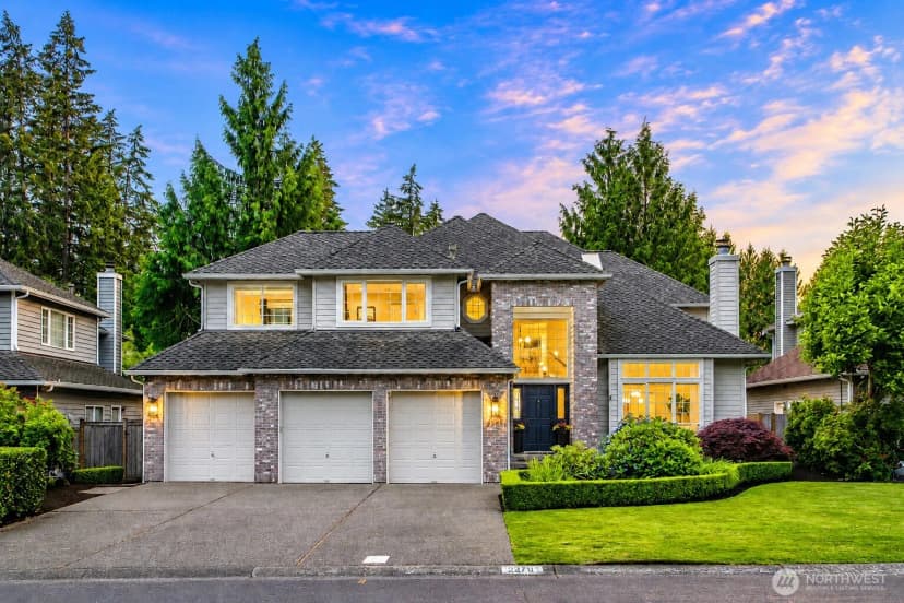 Property photo for 22711 Se 27th Street, Sammamish