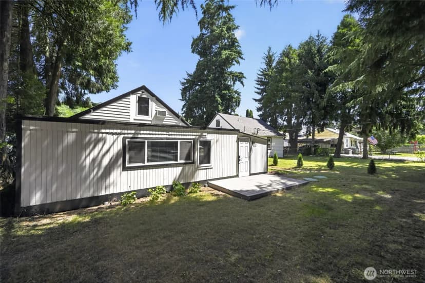 Property photo for 14808 131st Avenue Se, Renton photo 38
