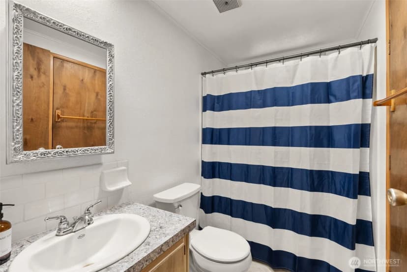 Property photo for 21110 Bucoda Highway Se, Centralia photo 18