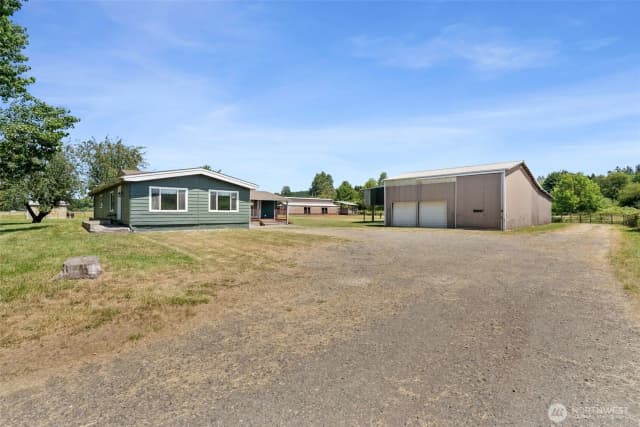 Property photo for 21110 Bucoda Highway Se, Centralia photo 3