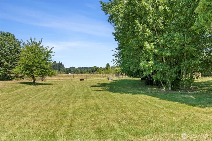 Property photo for 21110 Bucoda Highway Se, Centralia photo 24