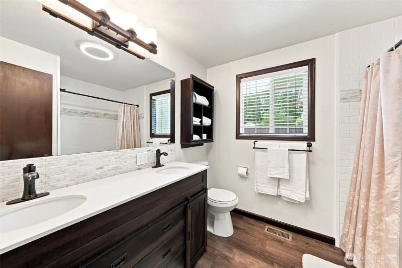 Property photo for 19140 Ne 159th Street, Woodinville photo 17