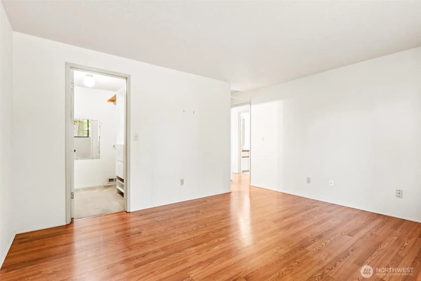 Property photo for 11306 101st Place Ne #1306, Kirkland photo 24