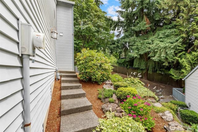 Property photo for 11306 101st Place Ne #1306, Kirkland photo 4