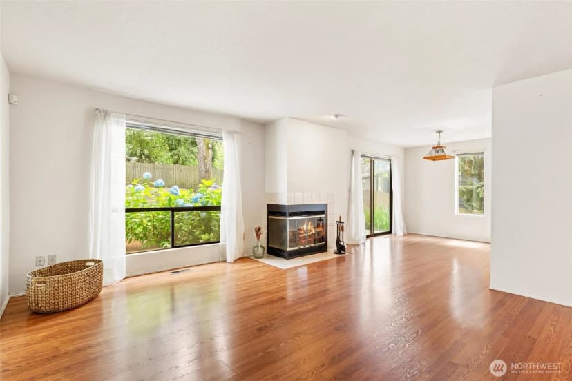 Property photo for 11306 101st Place Ne #1306, Kirkland photo 11
