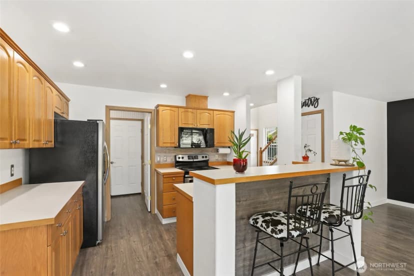 Property photo for 10714 185th Avenue E, Bonney Lake photo 9