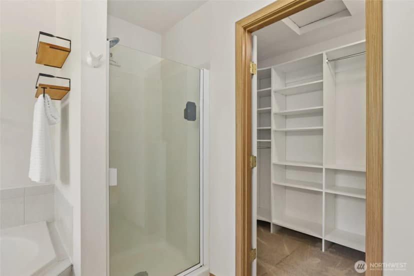 Property photo for 10714 185th Avenue E, Bonney Lake photo 22