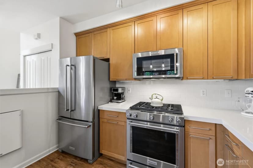 Property photo for 1950 18th Avenue Ne #50a, Issaquah photo 14