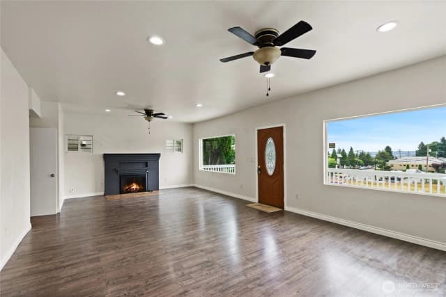 Property photo for 4012 Rucker Avenue, Everett photo 4