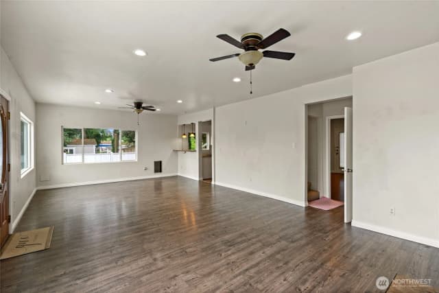 Property photo for 4012 Rucker Avenue, Everett photo 5