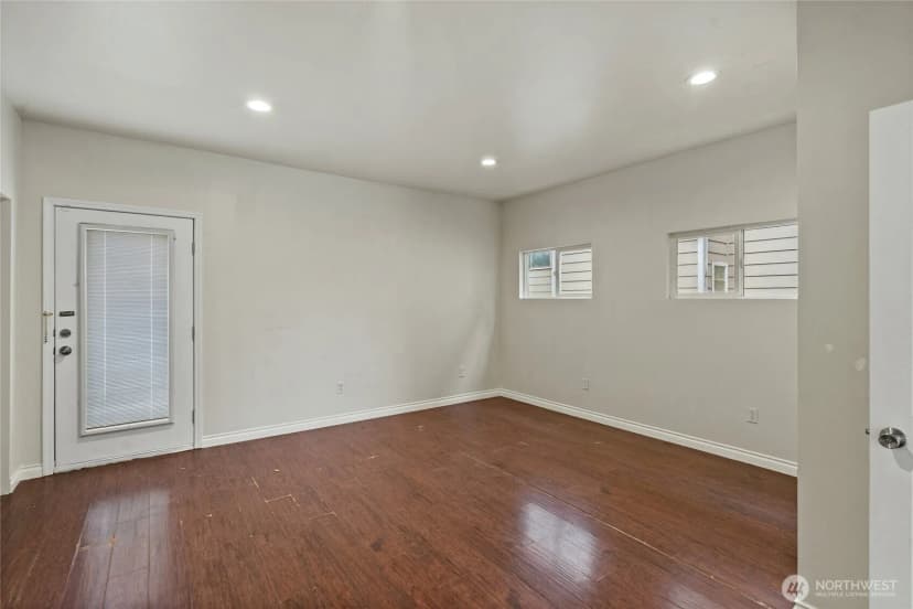 Property photo for 4012 Rucker Avenue, Everett photo 8