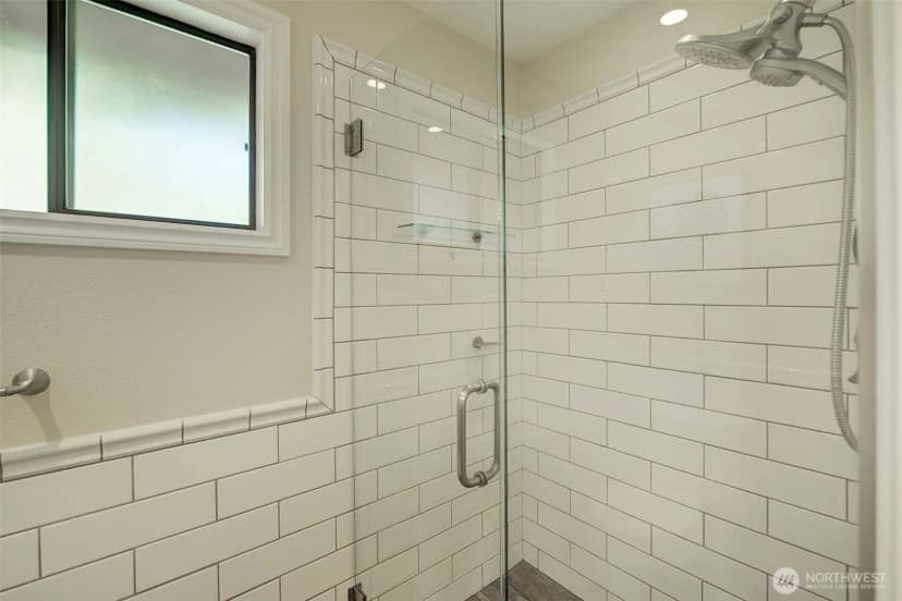 Property photo for 22014 Ne 13th Place, Sammamish photo 19