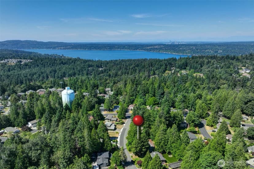 Property photo for 22014 Ne 13th Place, Sammamish photo 33