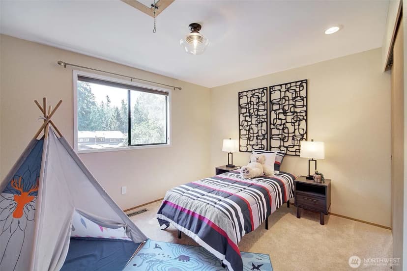 Property photo for 22014 Ne 13th Place, Sammamish photo 20