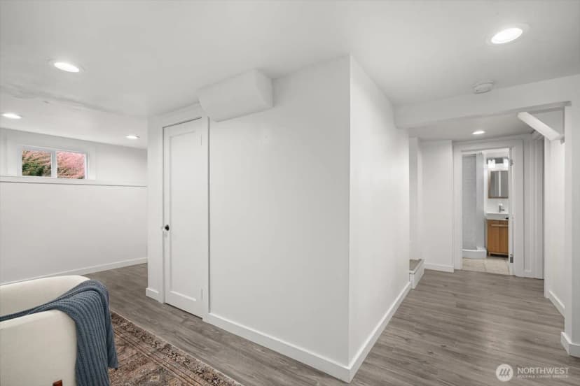 Property photo for 3903 Sw Dakota Street, Seattle photo 25