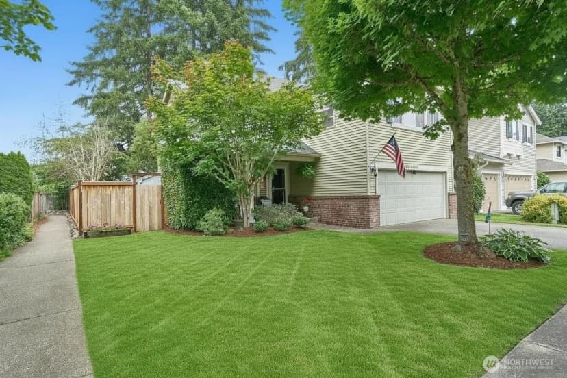Property photo for 24131 235th Avenue Se, Maple Valley photo 2