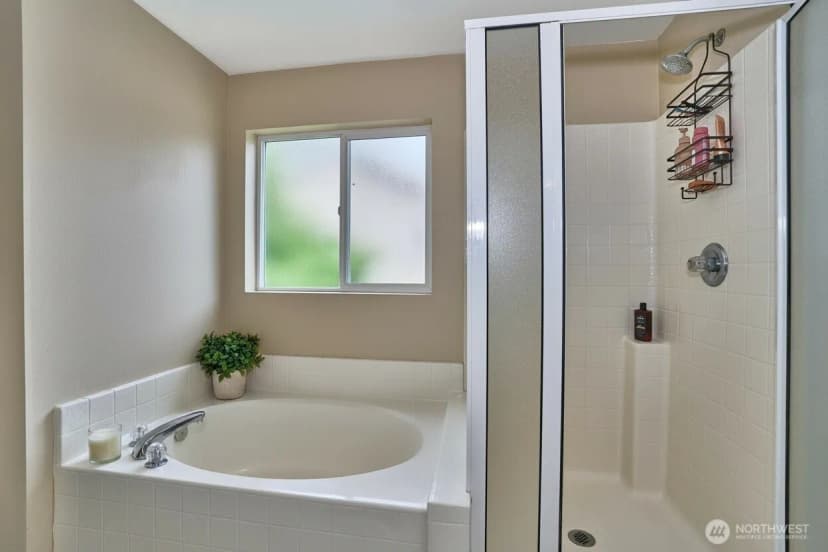 Property photo for 24131 235th Avenue Se, Maple Valley photo 27