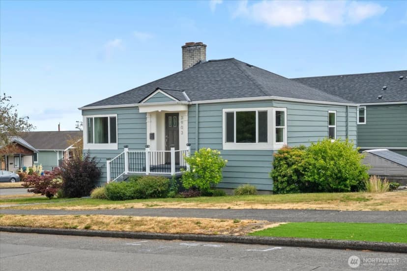 Property photo for 3903 Sw Dakota Street, Seattle photo 36