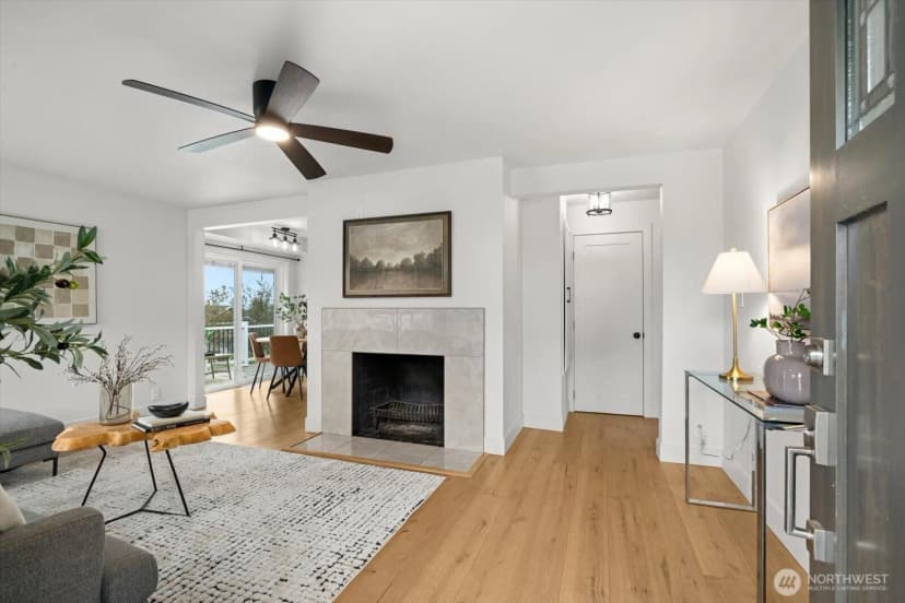 Property photo for 3903 Sw Dakota Street, Seattle photo 5