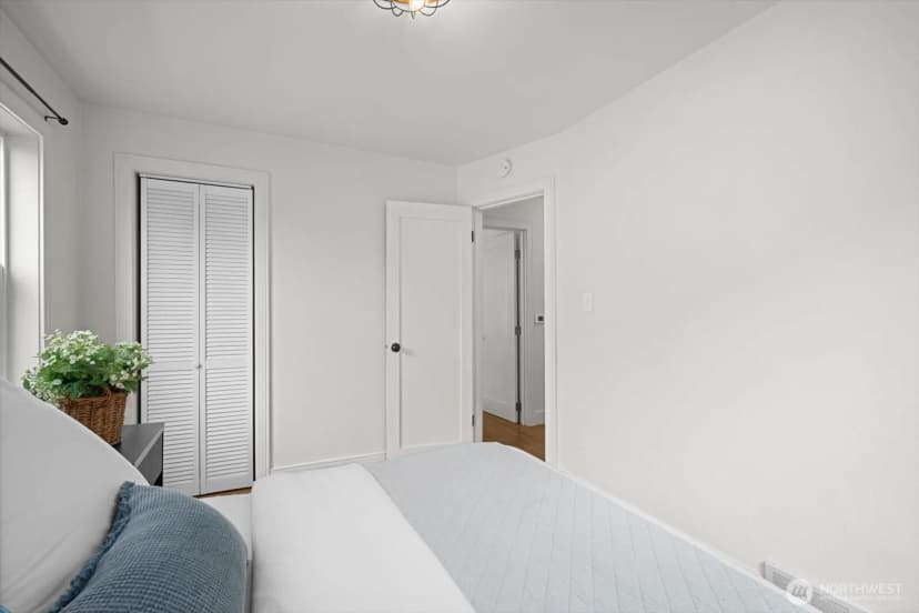Property photo for 3903 Sw Dakota Street, Seattle photo 16