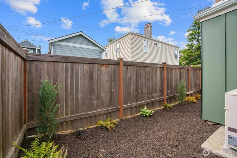 Property photo for 3903 Sw Dakota Street, Seattle photo 35