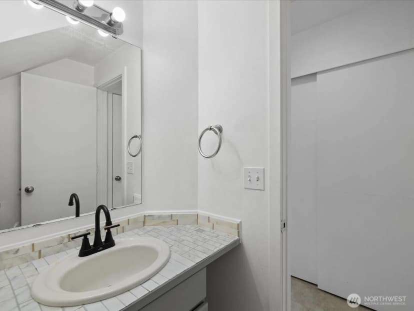 Property photo for 6705 49th Place Ne, Marysville photo 21