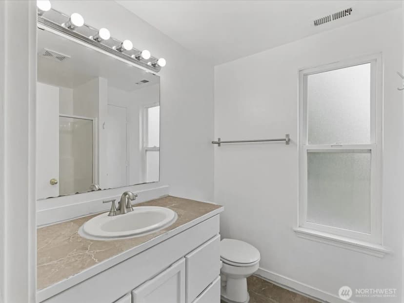 Property photo for 6705 49th Place Ne, Marysville photo 15