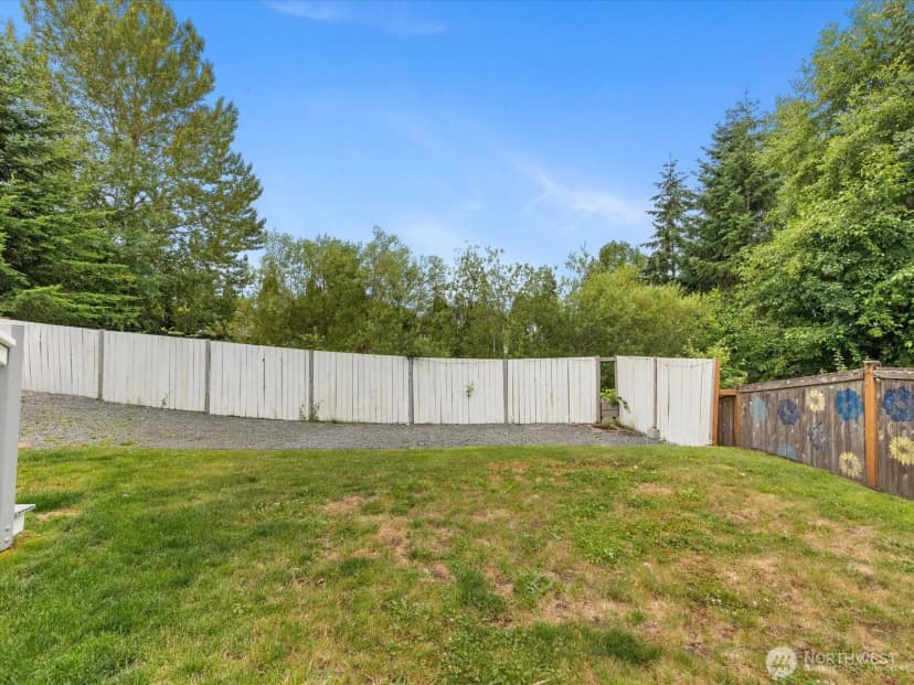 Property photo for 6705 49th Place Ne, Marysville photo 26