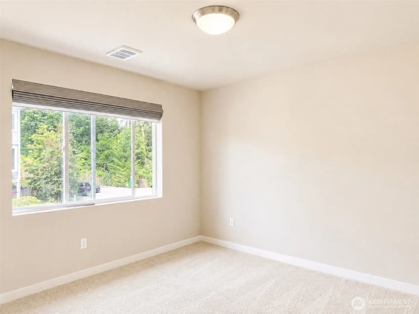 Property photo for 7911 19th Drive Se, Everett photo 11
