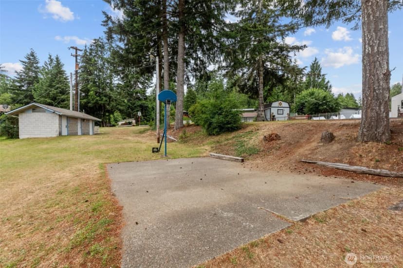 Property photo for 1620 W Star Lake Drive, Elma photo 28