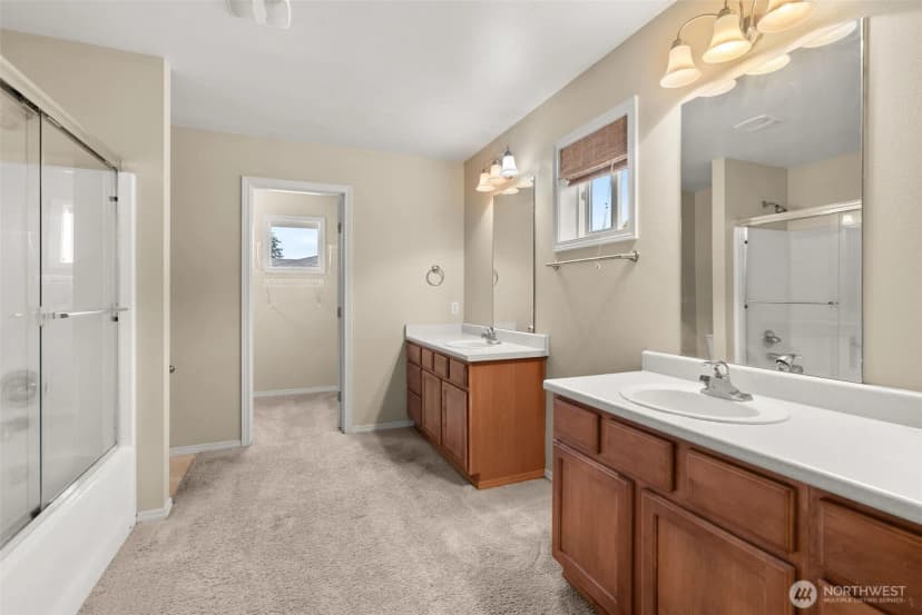 Property photo for 21377 Se 297th Street, Kent photo 17