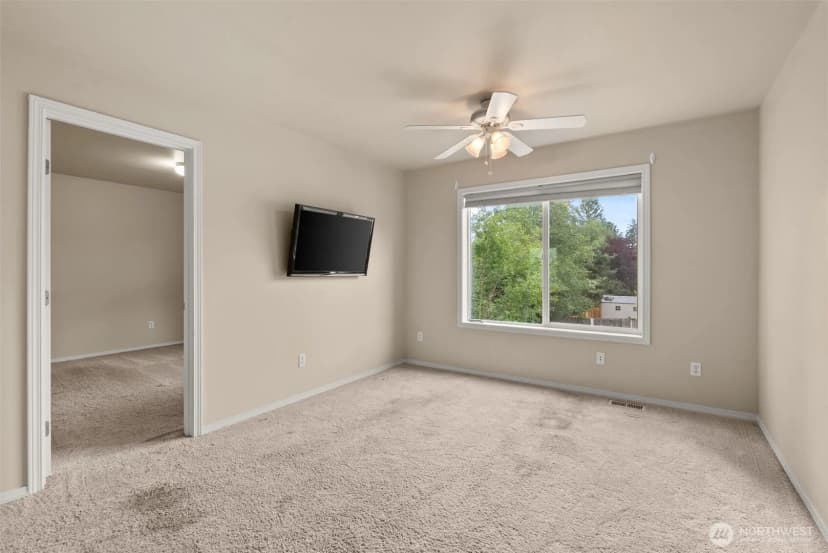 Property photo for 21377 Se 297th Street, Kent photo 15