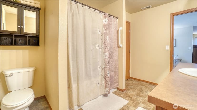 Property photo for 19904 97th Avenue Ct E, Graham photo 21