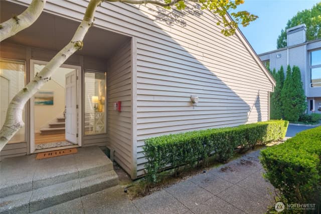 Property photo for 7250 Ne Old Redmond Road #d115, Redmond photo 2
